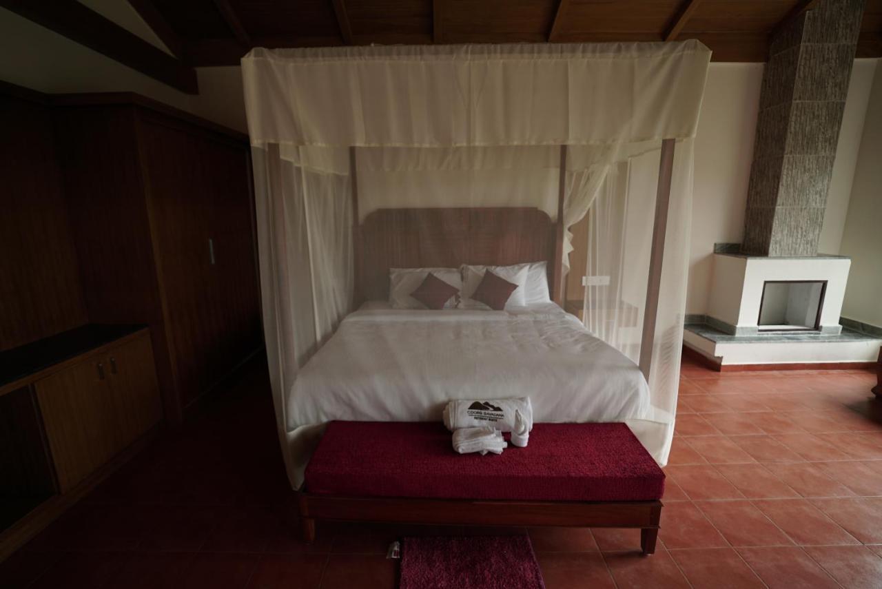 Hotel Coorggavadana Madikeri Esterno foto